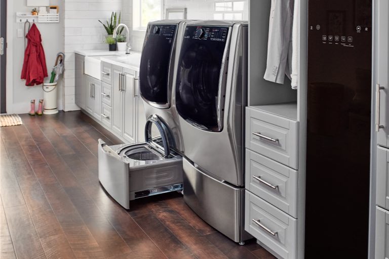 LG SideKick™ Pedestal Washer Mini Washers by LG LG USA